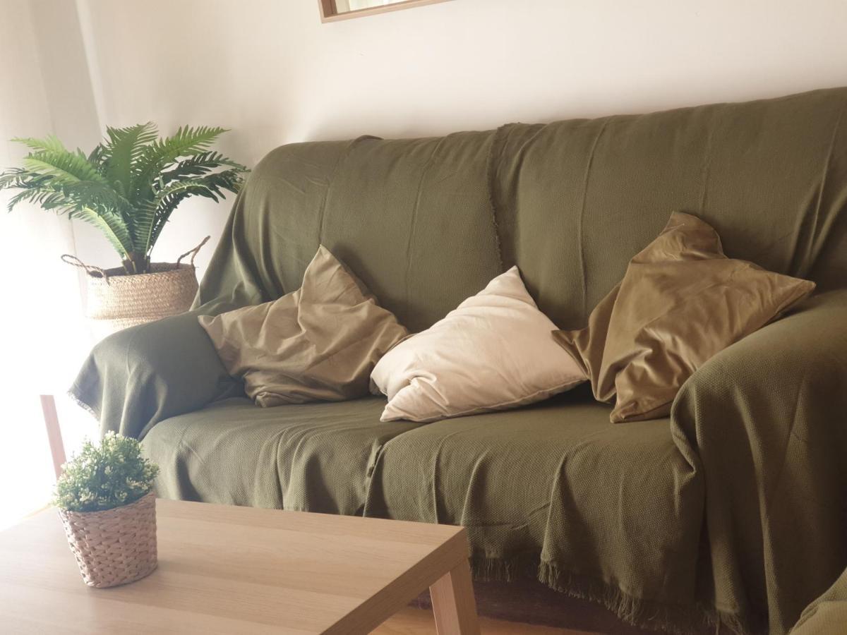 Apartamento En Cuevas Del Becerro Екстериор снимка