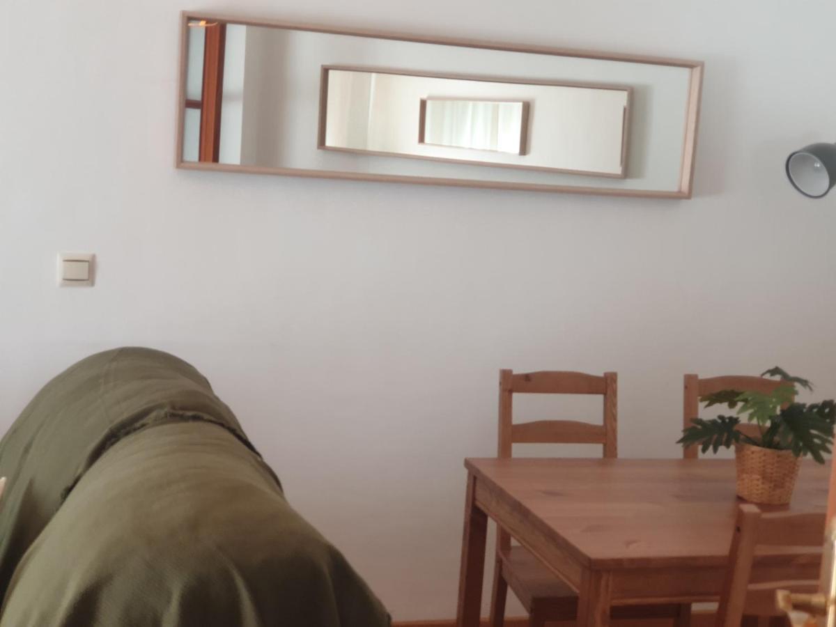 Apartamento En Cuevas Del Becerro Екстериор снимка