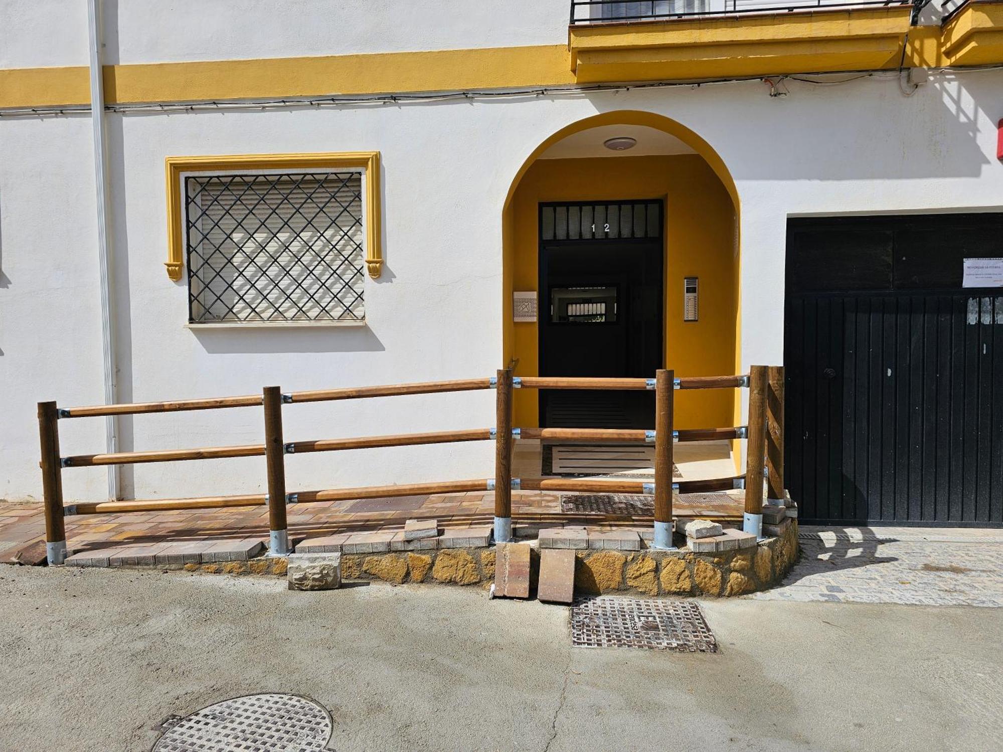 Apartamento En Cuevas Del Becerro Екстериор снимка
